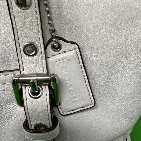 Coach F12343 Ivory and Gold Leather Bag - Picture 3 of 16